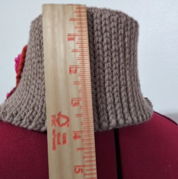 Handmade decorative neck warmer - Picture 6 of 12